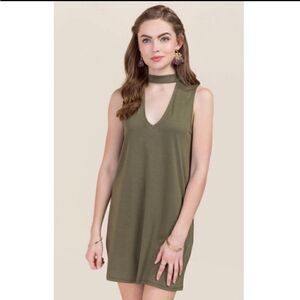 Alya Consuela Cowl Neck Chocker Olive Dress medium